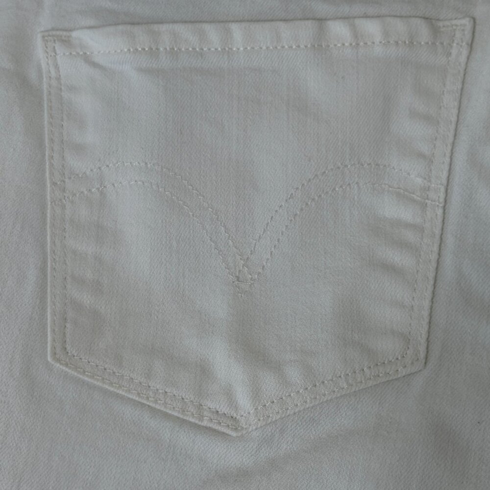 Levi’s 505 Straight Leg White Jeans Women’s Size 6 Classic Denim - Picture 16 of 16